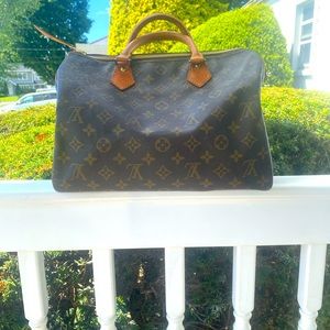 Authentic Louis Vuitton Speedy 30